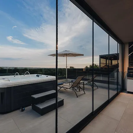 Luxury Olearis